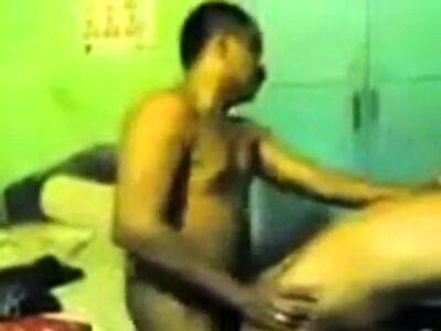 Gay Indo bareback (Top sambil ngerokok) - drtuber.com